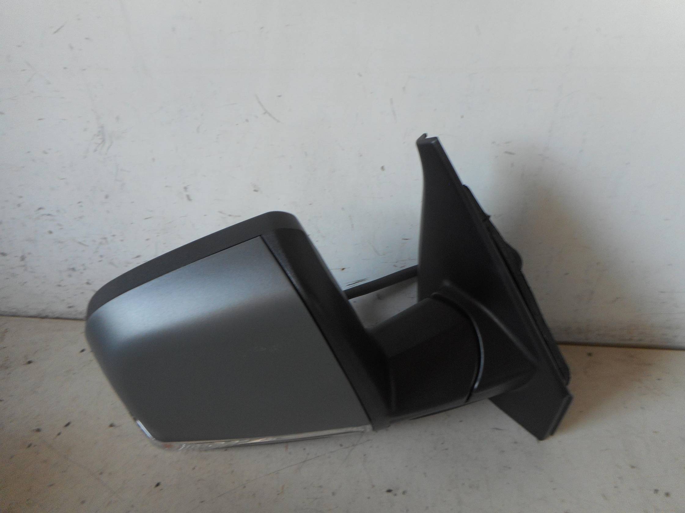 Retrovisore est. regolaz. elettr. dx.